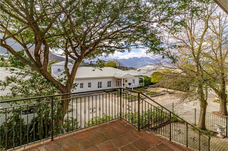 3 Bedroom Property for Sale in La Concorde Western Cape